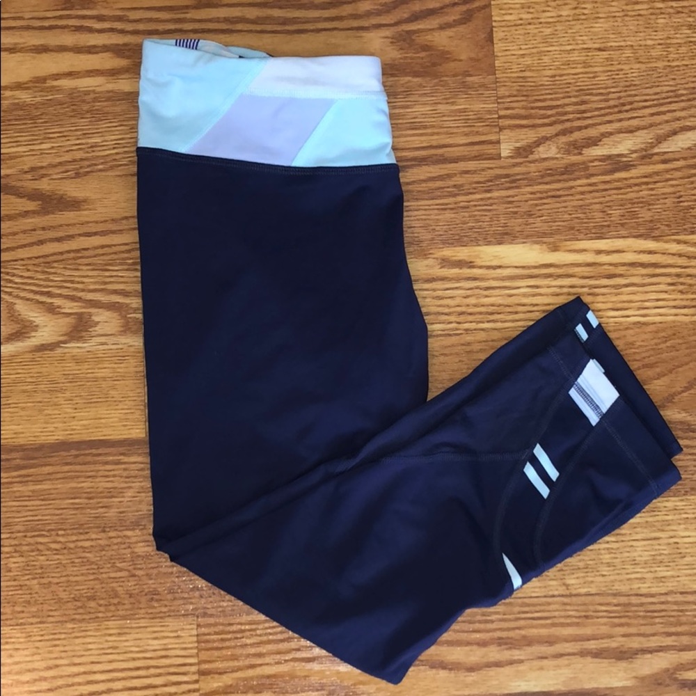 Lululemon crops